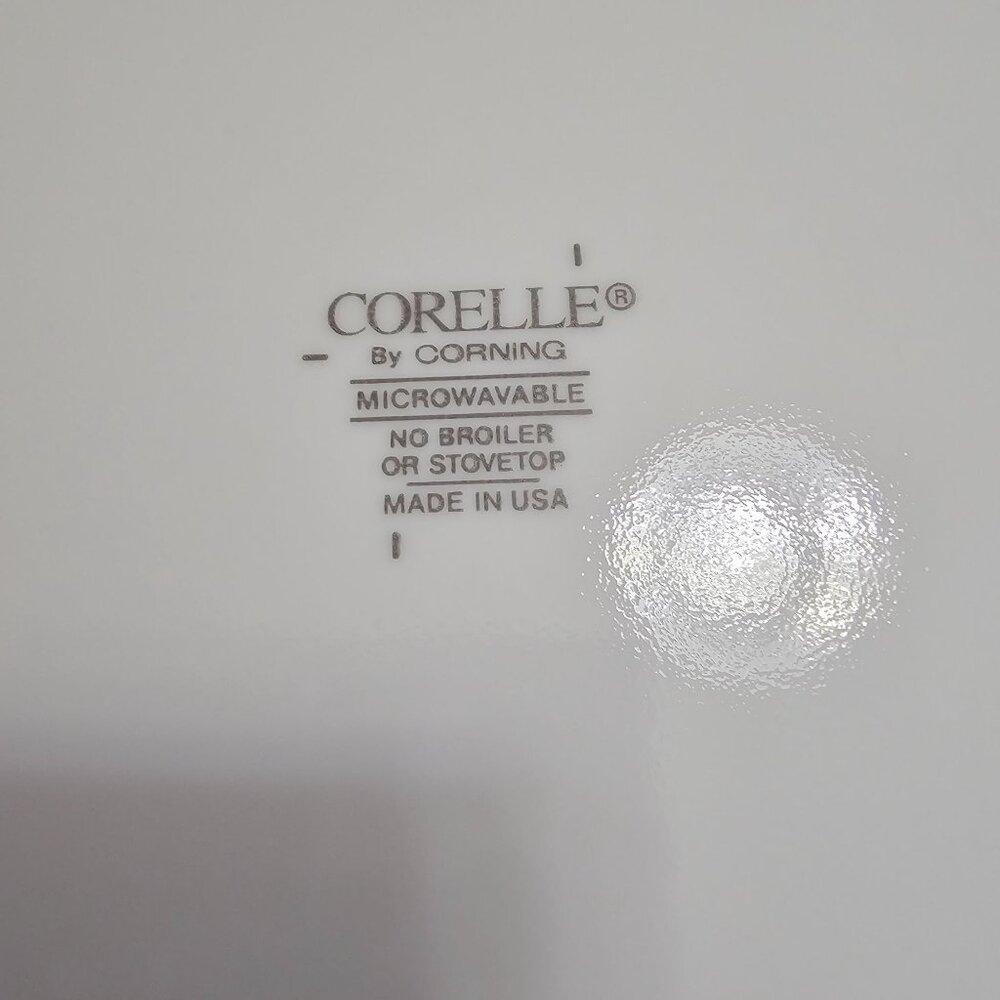 3 Corelle Callaway Dinner Plates 10" white swirl rim green trim ivy